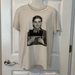 Elvis tee. XL.